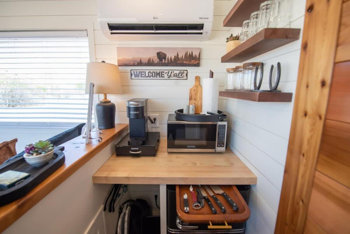 New The Buffalo-Shipping Container In Alpine Luaran gambar
